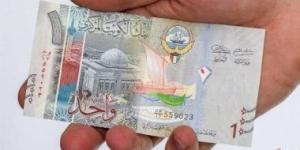 سعر الدينار الكويتى اليوم الإثنين 2 - 6- 2025 أمام الجنيه منتصف التعاملات - كورة نيوز