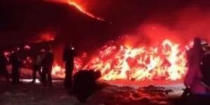 فيديو يثير الرعب فى إيطاليا.. سياح يهربون من ثوران بركان إتنا - كورة نيوز