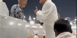 فيديو
      اعتداء
      أمن
      سعودي
      على
      معتمرين
      يُثير
      الجدل..
      تفاصيل
      القبض
      عليه - كورة نيوز