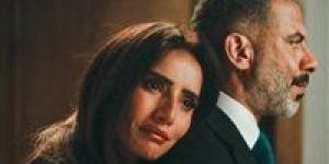 مسلسل
      ورد
      وشوكولاتة
      الحلقة
      الأخيرة..
      شبح
      زينة
      يطارد
      فرج
      قبل
      القبض
      عليه - كورة نيوز