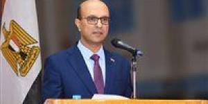 رئيس
      جامعة
      أسيوط
      يفتتح
      يومًا
      علميًا
      حول
      «المبادرات
      الرئاسية
      والتنمية
      الصحية
      المستدامة» - كورة نيوز