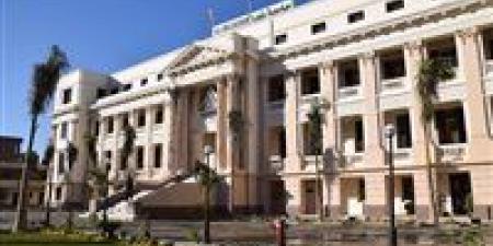 جامعة
      بنها
      ترفع
      حالة
      الطوارئ
      بالمستشفيات
      الجامعية
      استعدادا
      لاستقبال
      عيد
      الأضحى - كورة نيوز