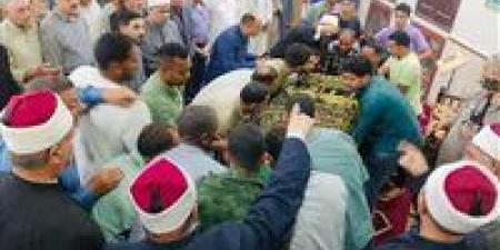 وفد
      أوقاف
      الدقهلية
      يقدم
      واجب
      العزاء
      في
      الشهيد
      البطل
      خالد
      شوقي
      «صور» - كورة نيوز