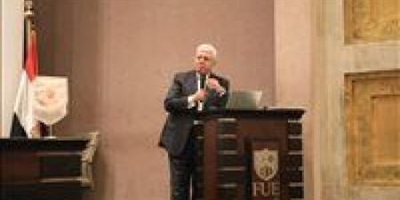 وزير
      التعليم
      العالي:
      إنشاء
      الجامعات
      الأهلية
      يحظى
      بدعم
      كبير
      من
      القيادة
      السياسية - كورة نيوز