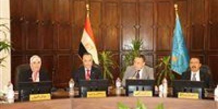 مجلس
      جامعة
      الإسكندرية
      يناقش
      سبل
      دعم
      برامج
      الدرجات
      المزدوجة - كورة نيوز