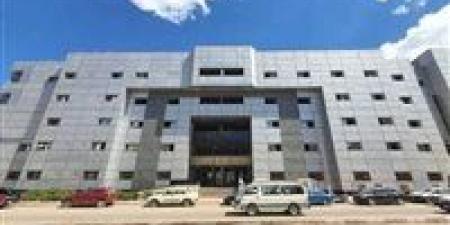 جامعة
      أسوان
      تشارك
      في
      مؤتمر
      ومعرض
      "أسوان
      توشكى
      الزراعي
      2025" - كورة نيوز