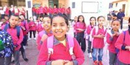 مدير
صندوق
مكتبات
مصر
العامة:
تنظيم
ندوات
التثقيف
البيئى
بمكتبة
سيوة
لطلبة
المدارس - كورة نيوز