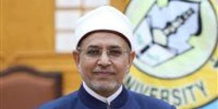 جامعة
الأزهر
تُدشِّن
مبادرة
حروف
من
نور
بالعلم
نبصر
للطلاب
والطالبات
من
أصحاب
البصيرة - كورة نيوز