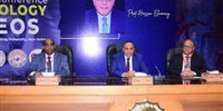 جامعة
      سوهاج
      تطلق
      فعاليات
      المؤتمر
      الدولي
      الثاني
      لطب
      وجراحة
      العيون - كورة نيوز