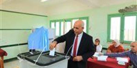 رئيس
      جامعة
      كفرالشيخ:
      المشاركة
      بانتخابات
      مجلس
      النواب
      2025
      مسؤولية
      وطنية
      ورسالة
      وعي - كورة نيوز