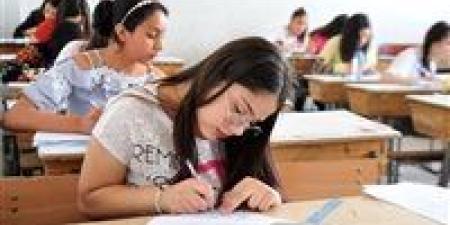 عاجل|موعد
      امتحانات
      نصف
      العام
      2026
      والإجازات..
      «مدراس
      وجامعات» - كورة نيوز