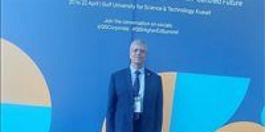 رئيس
      الجامعة
      المصرية
      اليابانية
      يبحث
      التعاون
      الأكاديمي
      مع
      المستشار
      الثقافي
      الكويتي - كورة نيوز