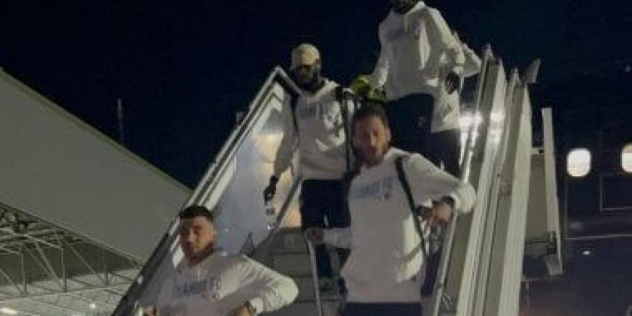 بعثة بيراميدز تصل جنوب أفريقيا استعدادا لمواجهة صن داونز.. صور - كورة نيوز