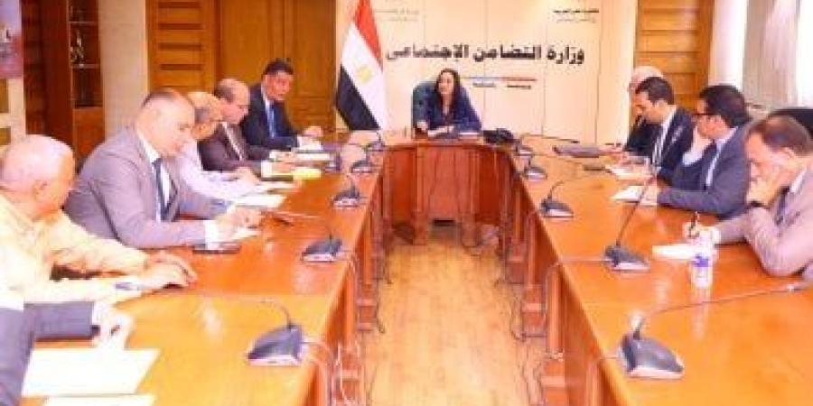 وزيرة التضامن تستعرض خطة تطوير مؤسسات الدفاع الاجتماعى - كورة نيوز