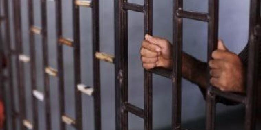 حبس طبيب سنة مع إيقاف التنفيذ لإجرائه عملية جراحية خارج تخصصه بالزقازيق - كورة نيوز