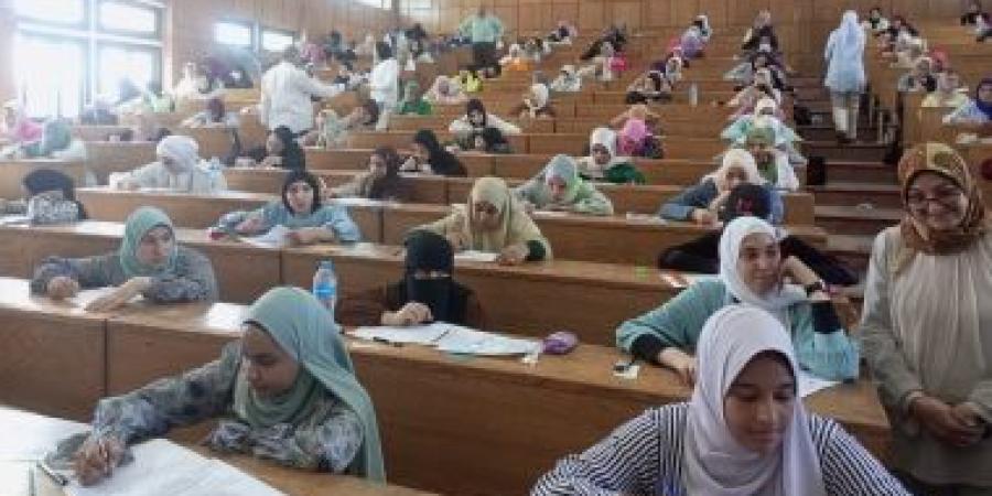198 ألف طالب يؤدون الامتحانات بجامعة حلوان و 1000 جهاز للاختبارات الإلكترونية - كورة نيوز