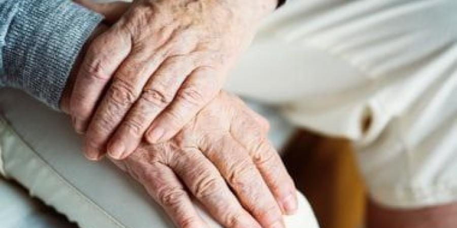 عوامل تعرضك لخطر الإصابة بالخرف والسكتات الدماغية.. تجنبها - كورة نيوز