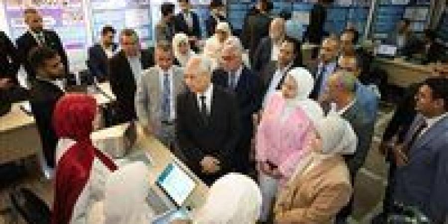 رئيس
      جامعة
      المنيا
      يفتتح
      الملتقى
      الثاني
      لخريجي
      كلية
      الحاسبات
      والمعلومات - كورة نيوز