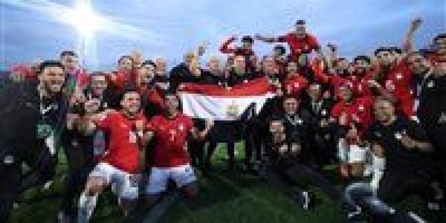 اتحاد
      الكرة
      ينهى
      الاتفاق
      على
      ودية
      بين
      مصر
      ونيجيريا
      في
      ديسمبر - كورة نيوز