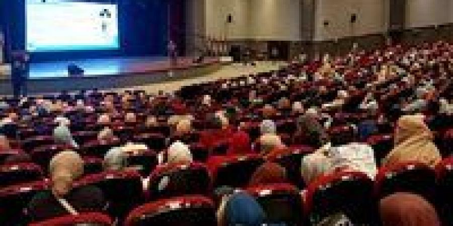 جامعة
      المنيا:
      إطلاق
      برنامج
      تدريبي
      مكثف
      لتأهيل
      الكوادر
      الصحية
      بالمحافظة - كورة نيوز