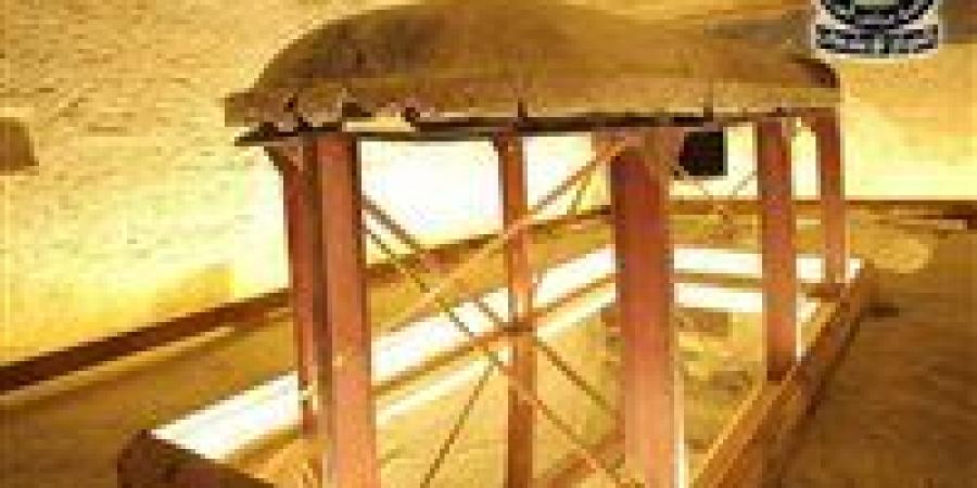 افتتاح
      مقبرة
      الملك
      أمنحتب
      الثالث
      بالبر
      الغربي
      بالأقصر - كورة نيوز