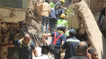 إصابة 4 أشخاص بينهم فردان من الحماية المدنية في انهيار عقارين بحدائق القبة