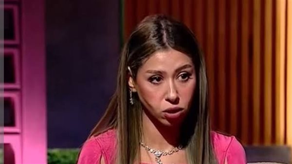 إيناس عز الدين تكشف حقيقة حالتها الصحية وترد على شائعة زواج زوجها من أخرى