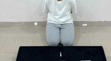 الداخلية الكويتية تعلن القبض على ” فنانة مشهورة ”بمواد مخدرة .. جدل واسع بعد نشر صورتها مكبلة