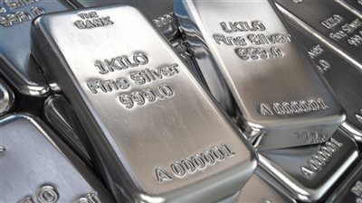 الفضة تواصل الارتفاع محليًا وعالميًا.. وعيار 800 يتجاوز 51 جنيهًا