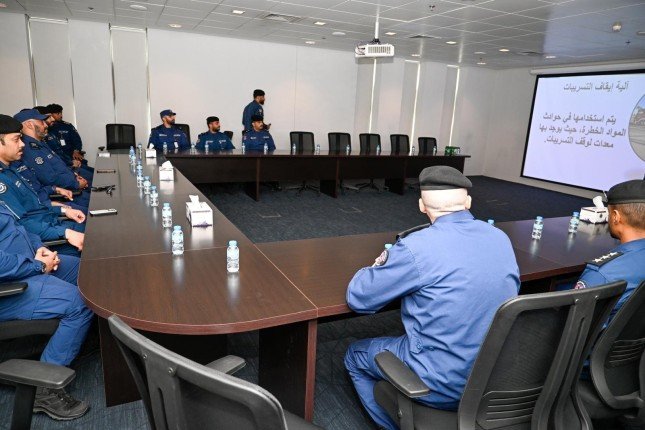 الكويت.. رئيس قوة الإطفاء العام يتفقد مركزي الشدادية للمواد الخطرة والبحث والإنقاذ