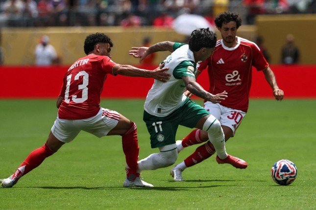 بالميراس يفوز على الأهلي بثنائية نظيفة فى كأس العالم للأندية