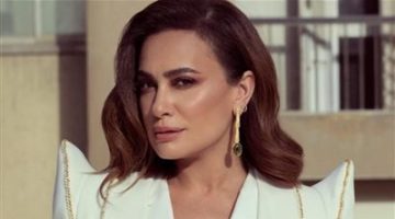 بعد المطالبة بترحيلها.. حقيقة شطب هند صبري من نقابة الممثلين بمصر وسحب جنسيتها