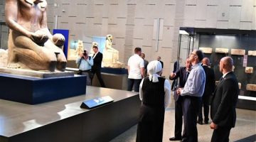 رئيس وزراء صربيا يزور المتحف المصري الكبير والمتحف القومي للحضارة ومنطقة أهرامات الجيزة