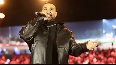 عربية نقل دخلت فيهم.. تفاصيل تعرض أحمد سعد وأسرته لحادث سير