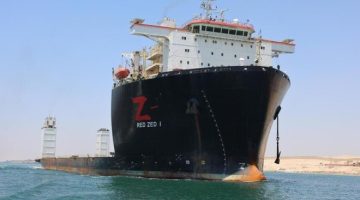 قناة السويس تكشف تفاصيل حادث جنوح سفينة “RED ZED 1” دون خسائر بشرية