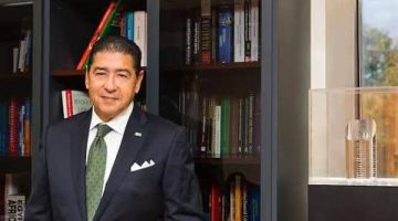 هشام عز العرب يتوج بجائزة أفضل رئيس تنفيذي لعام 2025