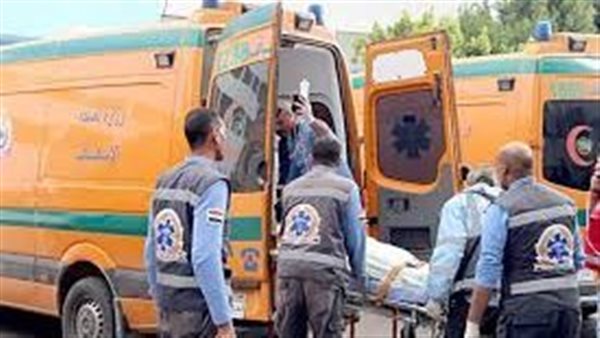 وفاة شخص وإصابة 4 آخرين في انقلاب ميكروباص بطريق وادي النطرون بالبحيرة